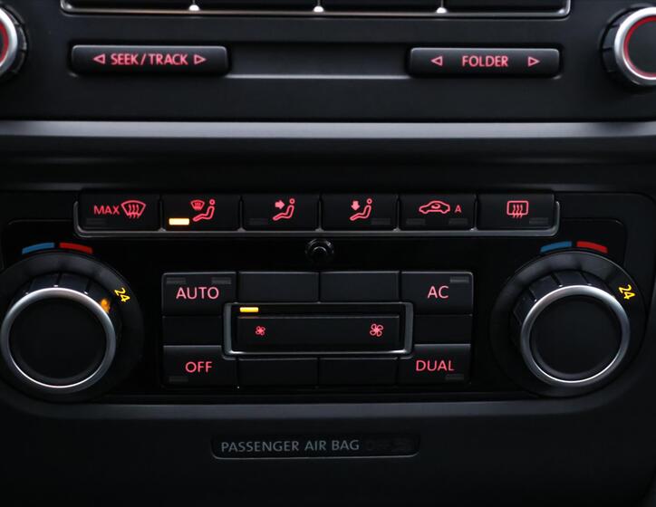 Volkswagen Golf 21