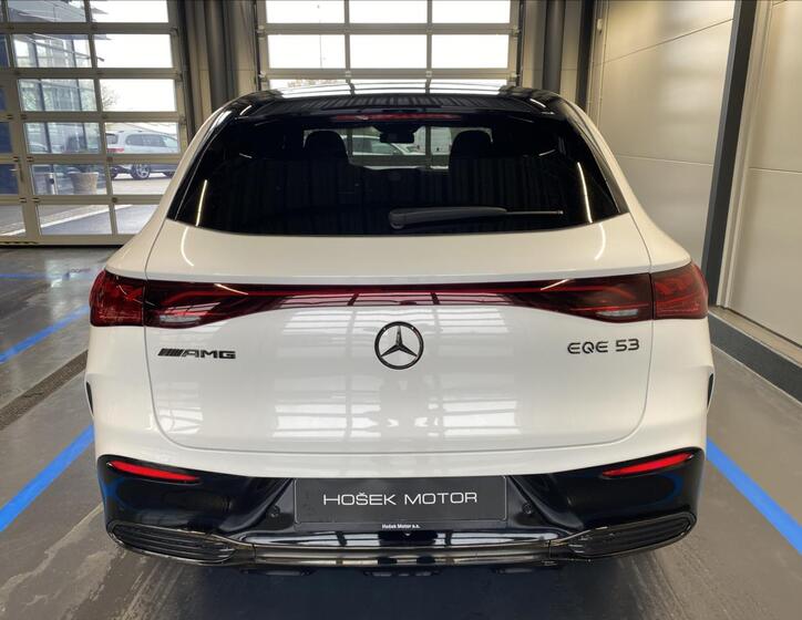 Mercedes-Benz EQE 3