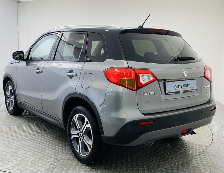 Suzuki Vitara 25