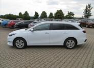 KIA Ceed 4