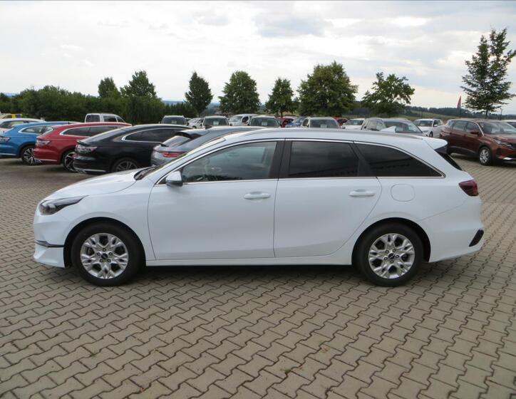 KIA Ceed 4