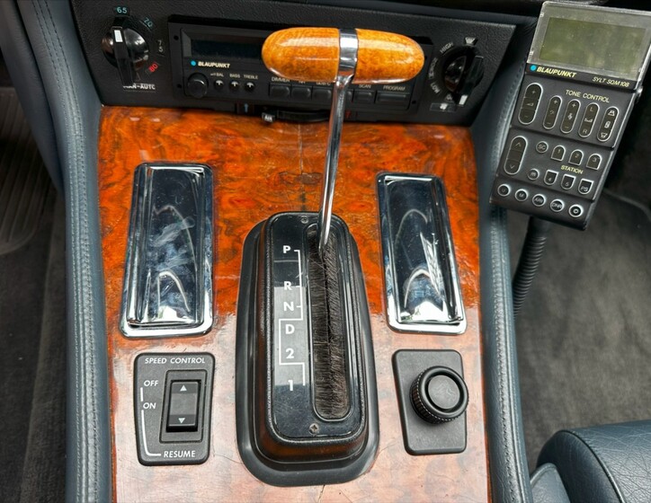 Jaguar XJS 23