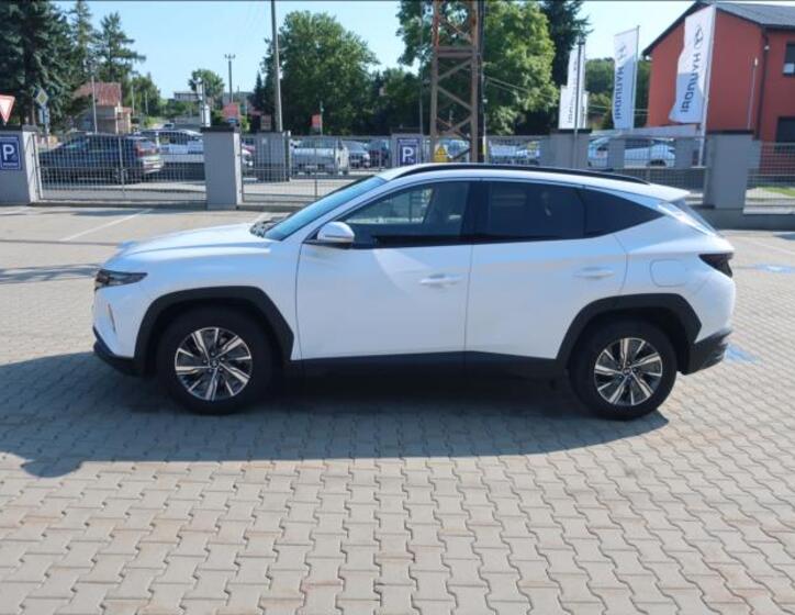 Hyundai Tucson 4