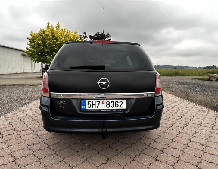 Opel Astra 10