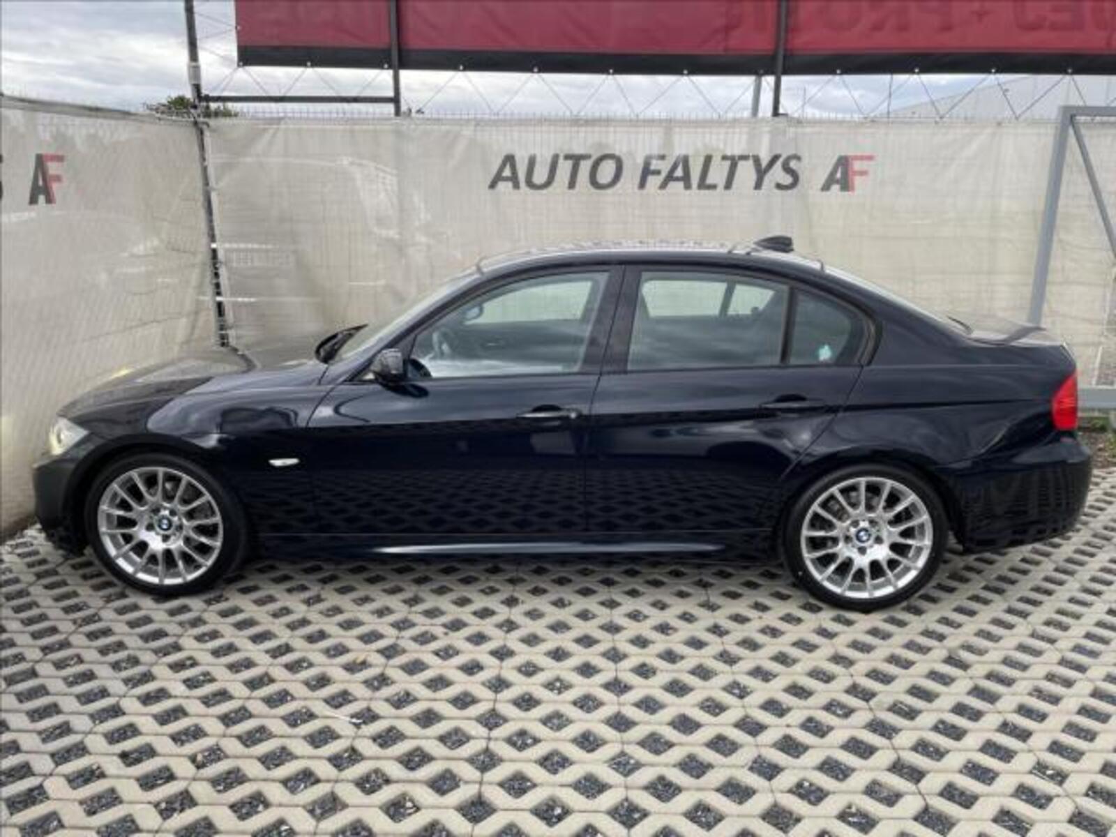 BMW Řada 3 5