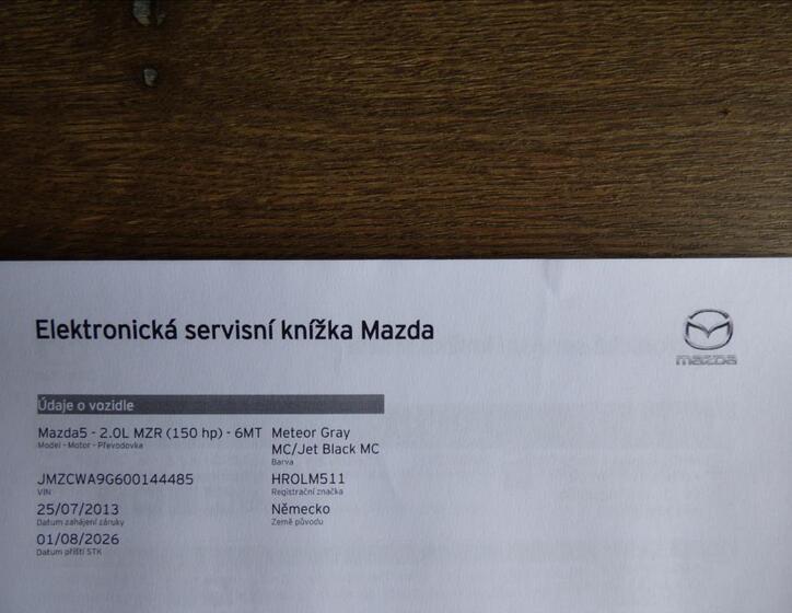 Mazda 5 9