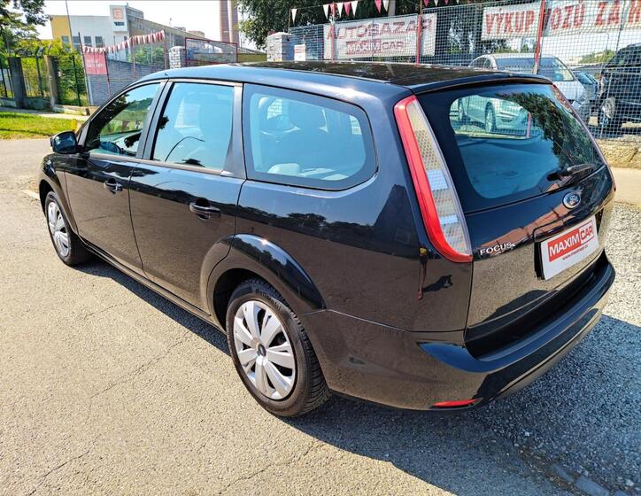 Ford Focus 6
