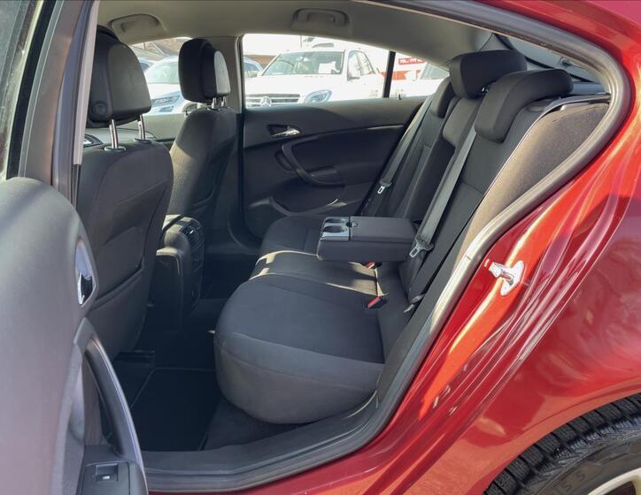 Opel Insignia 24