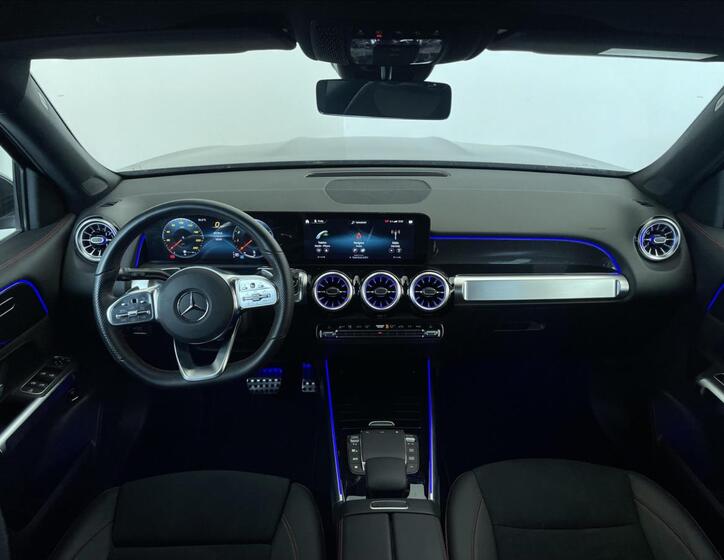 Mercedes-Benz GLB 13