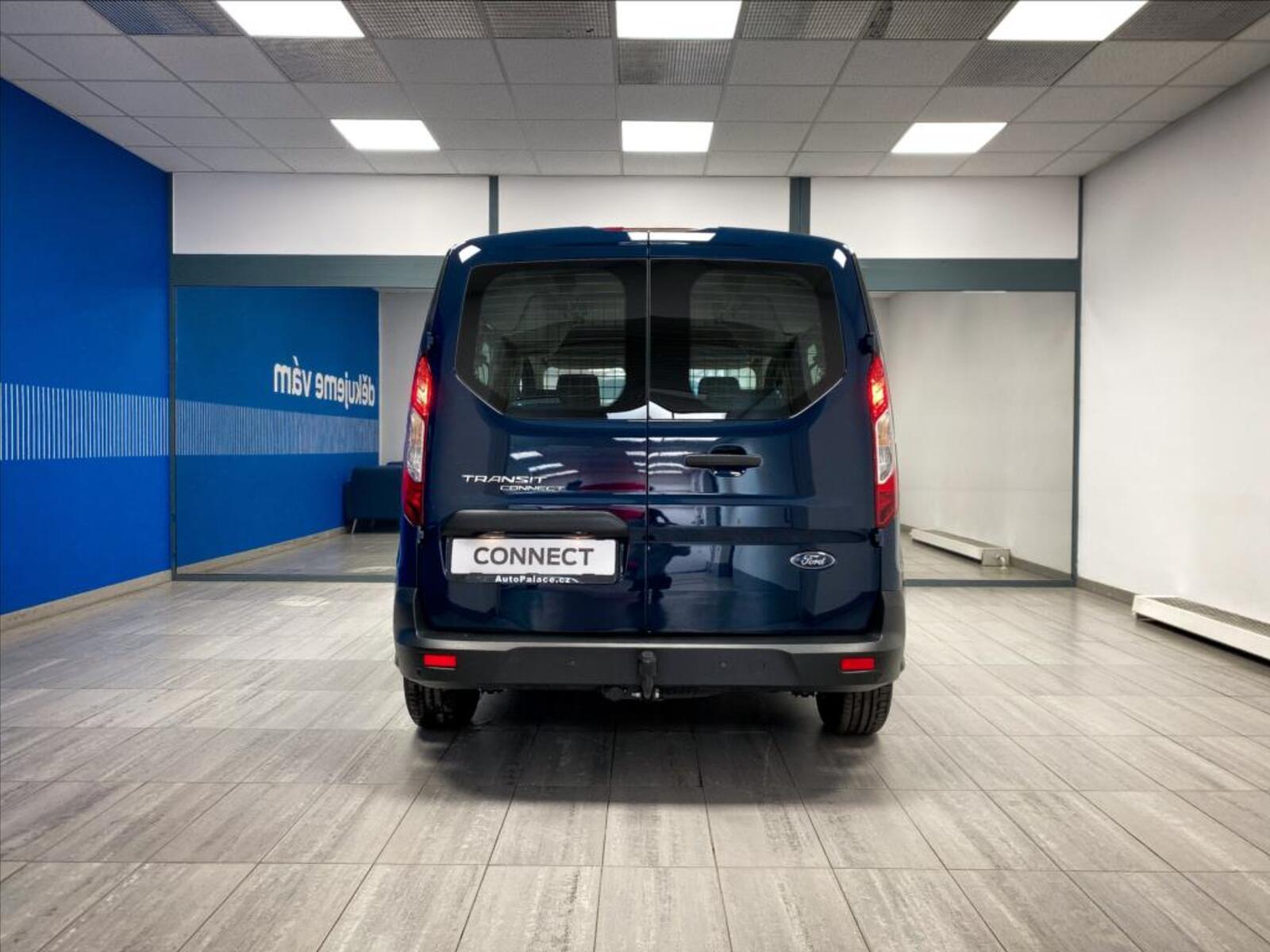 Ford Transit Connect 4