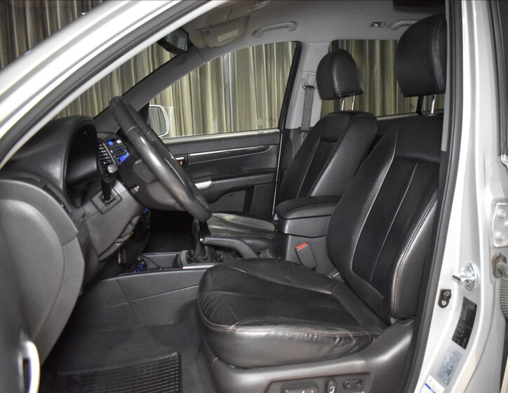 Hyundai Santa Fe 8