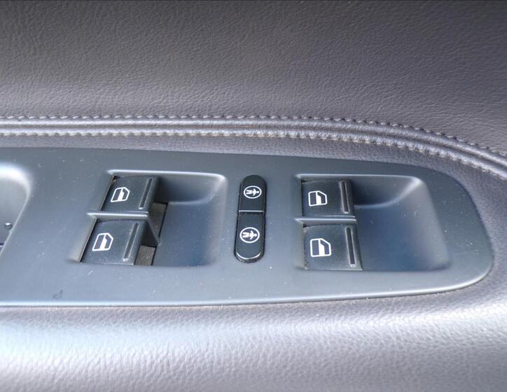 Volkswagen Touareg 11