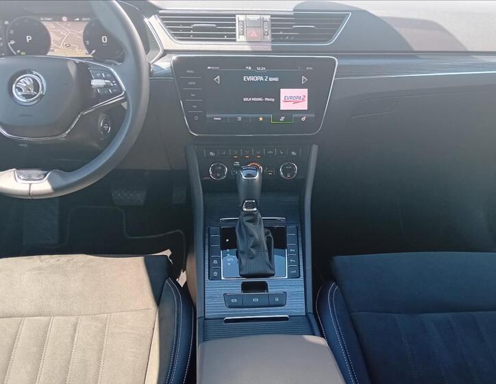 Škoda Superb 18