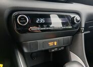 Toyota Yaris 24