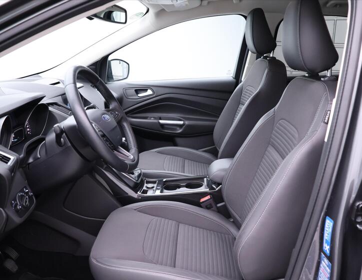 Ford Kuga 12