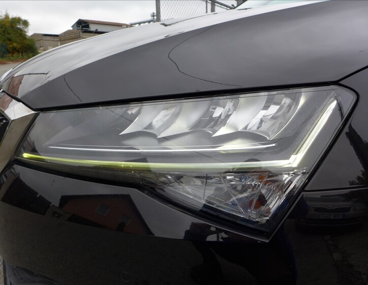 Škoda Superb 13