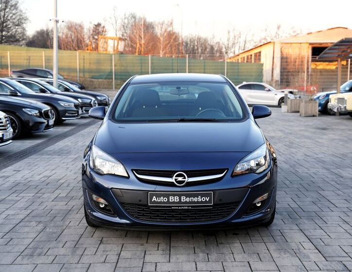 Opel Astra 1