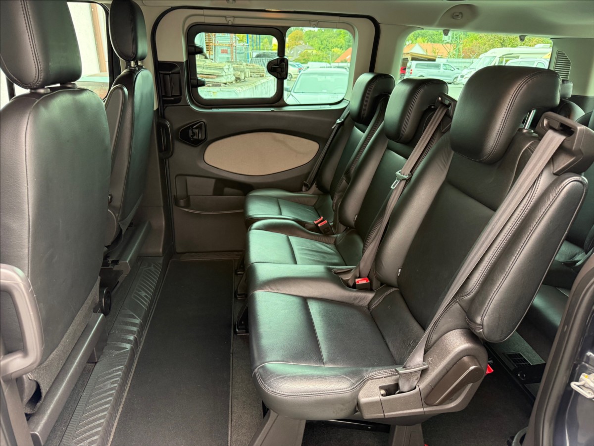 Ford Tourneo Custom