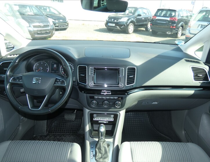 Seat Alhambra 7