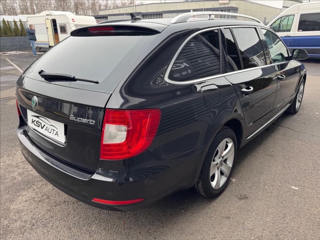 Škoda Superb