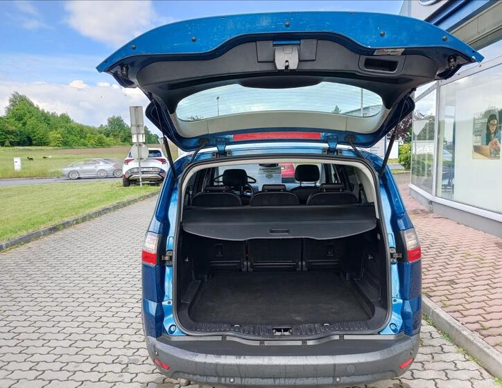 Ford S-MAX 9