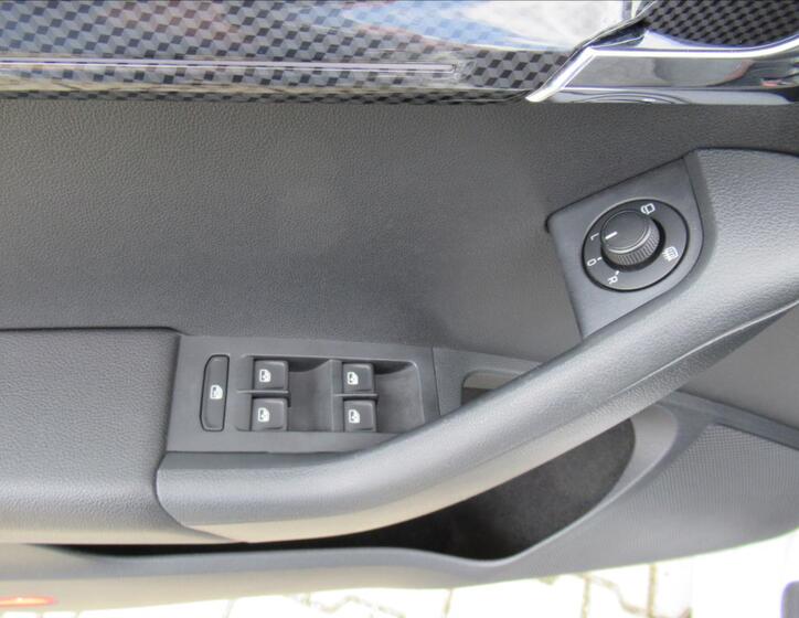 Škoda Octavia 14