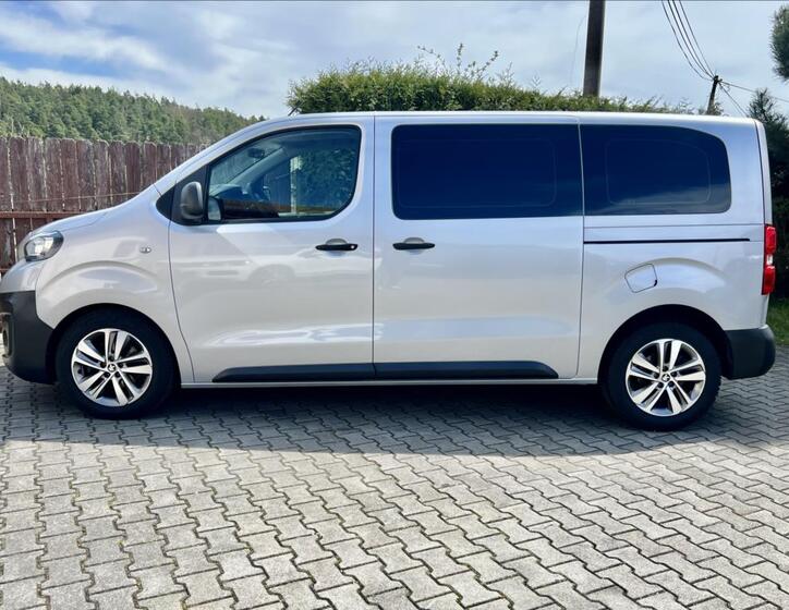 Peugeot Traveller 2