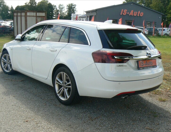 Opel Insignia 10