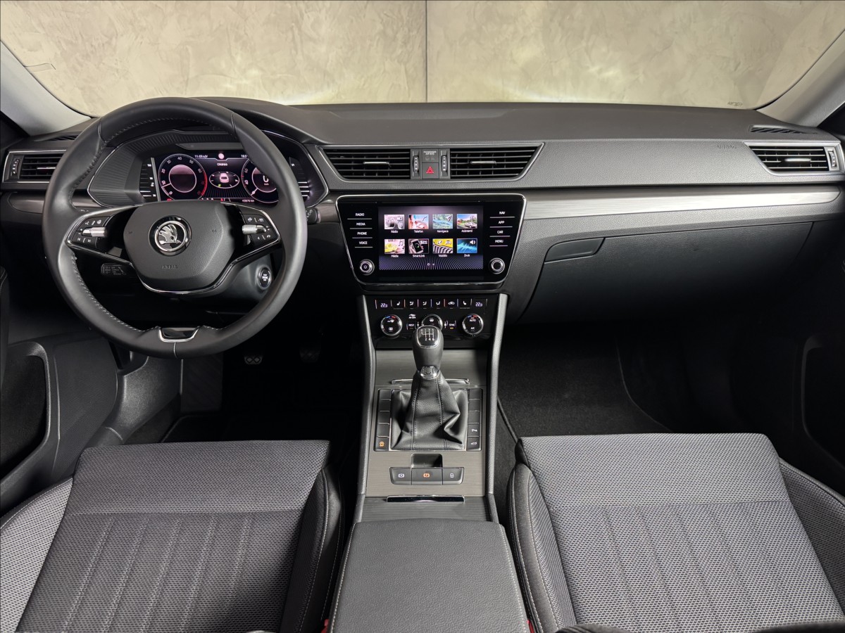 Škoda Superb