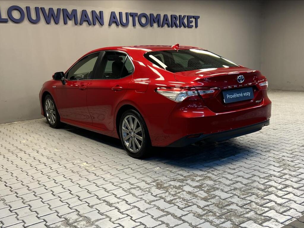 Toyota Camry 15