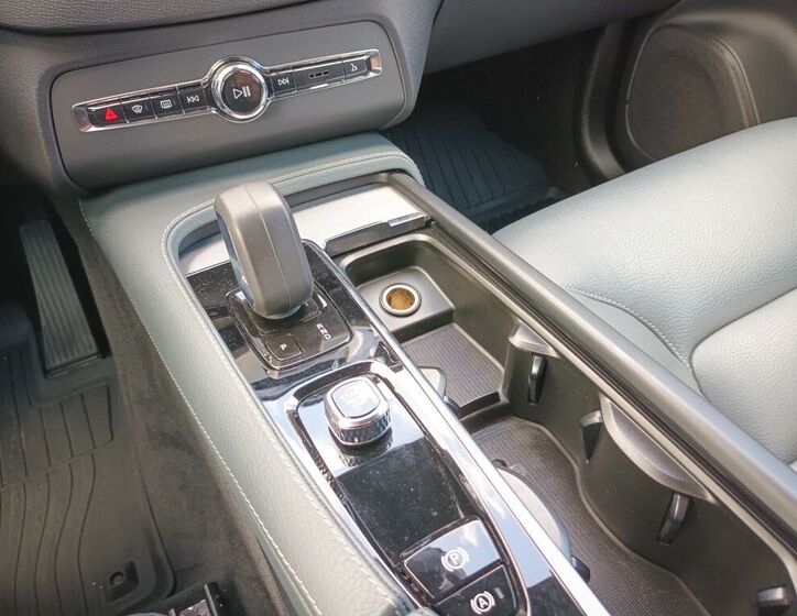Volvo XC90 19