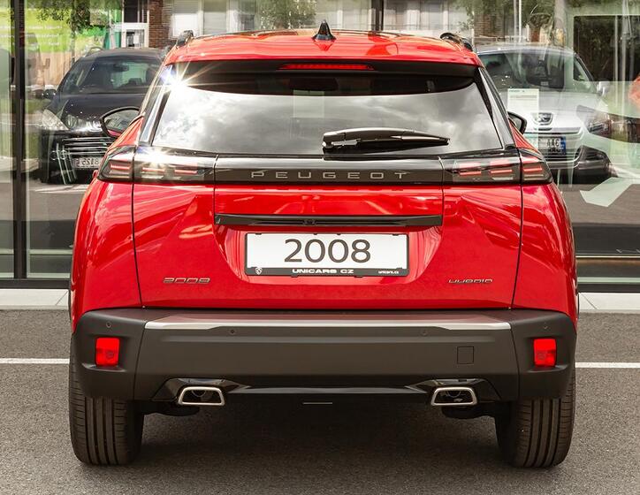Peugeot 2008 6