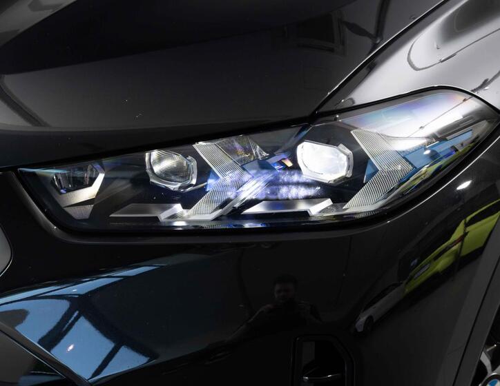 BMW X6 8