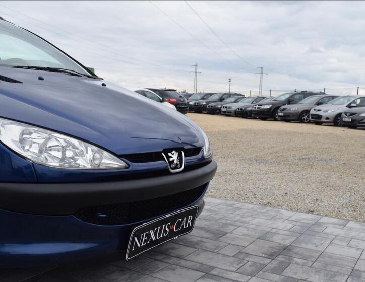 Peugeot 206 13