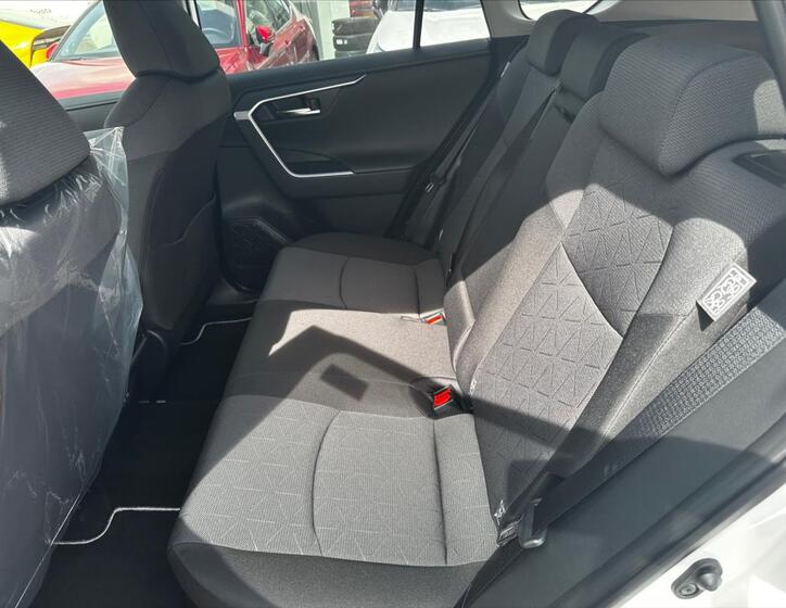 Toyota RAV4 7