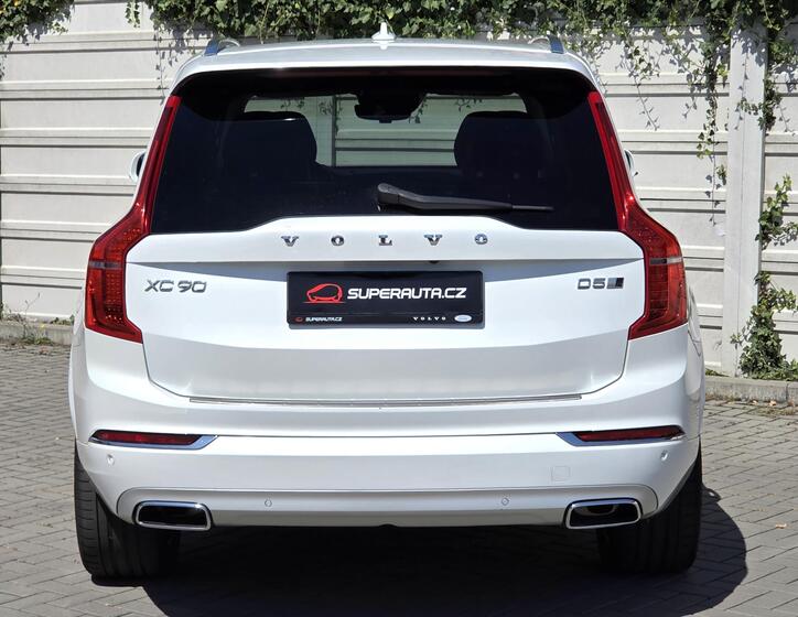 Volvo XC90 5