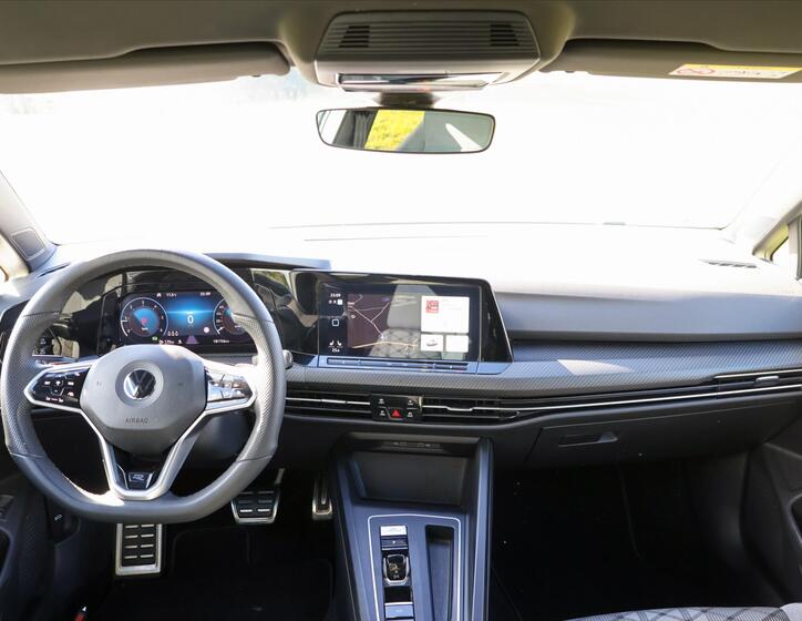 Volkswagen Golf 29