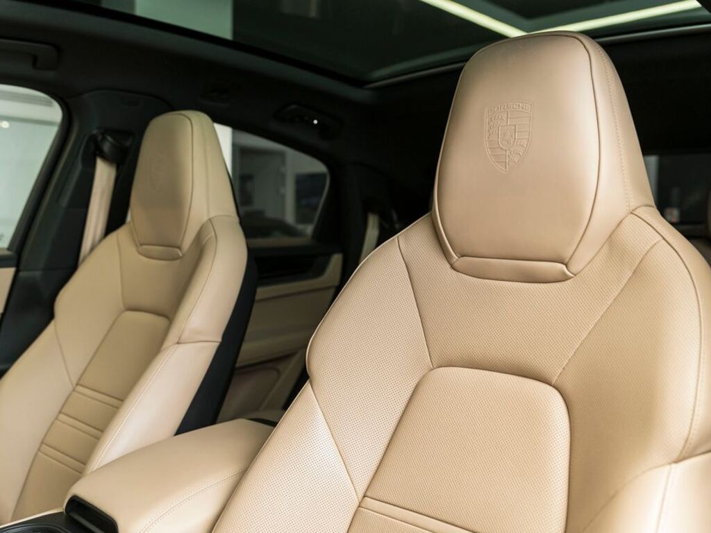 Porsche Cayenne 7
