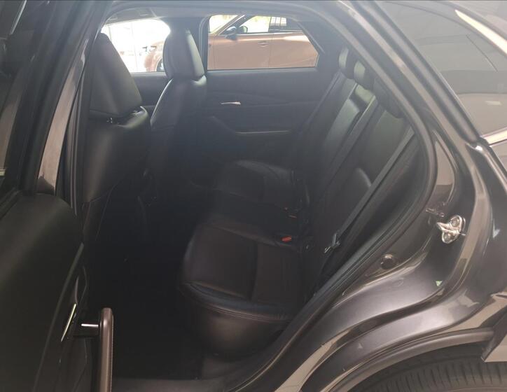 Mazda CX-30 6