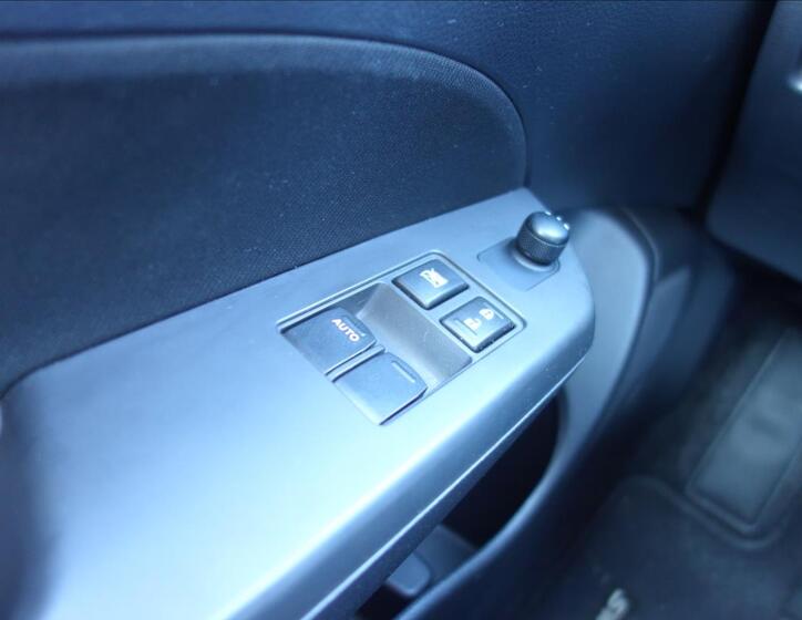 Suzuki Swift 25