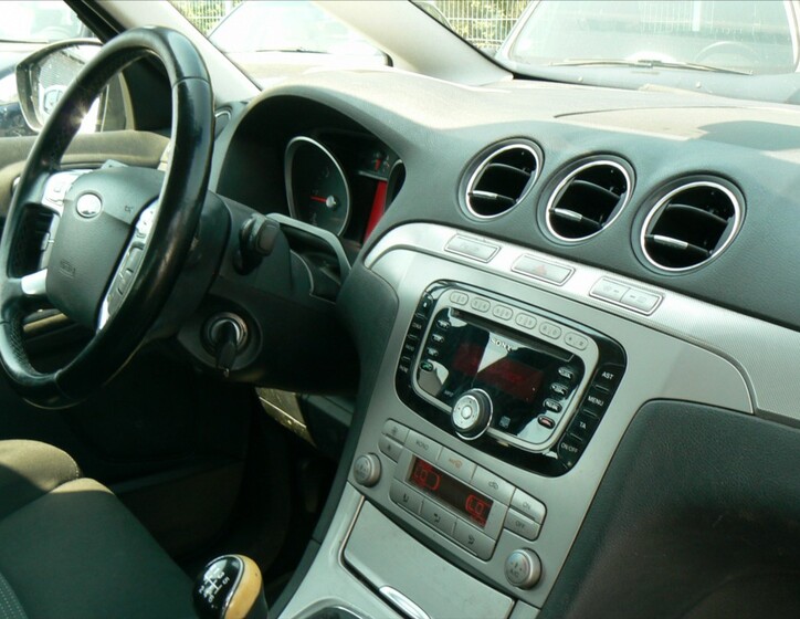 Ford S-MAX 15