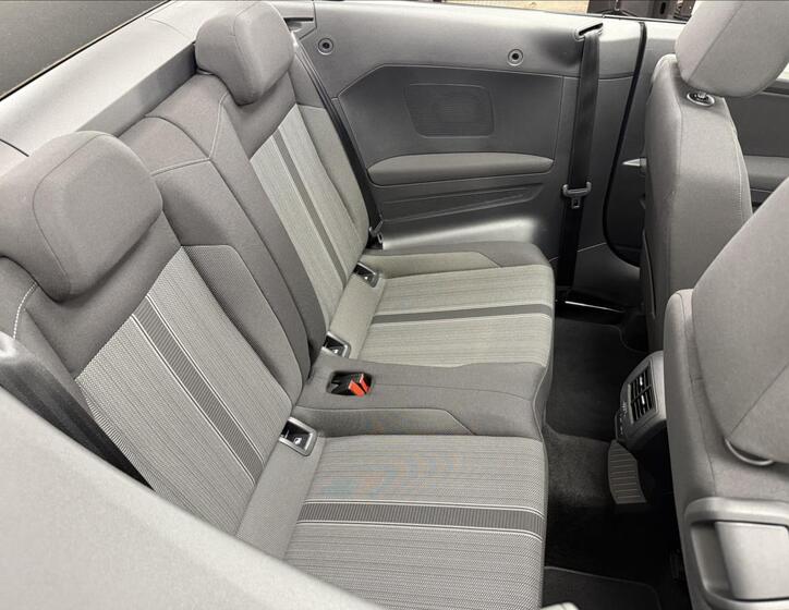 Volkswagen T-Roc 16