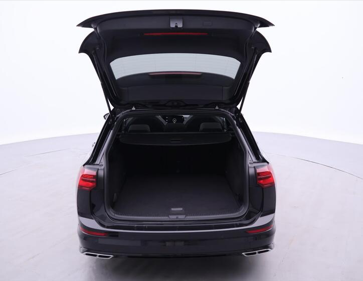 Volkswagen Golf 9