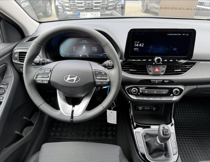 Hyundai i30 10