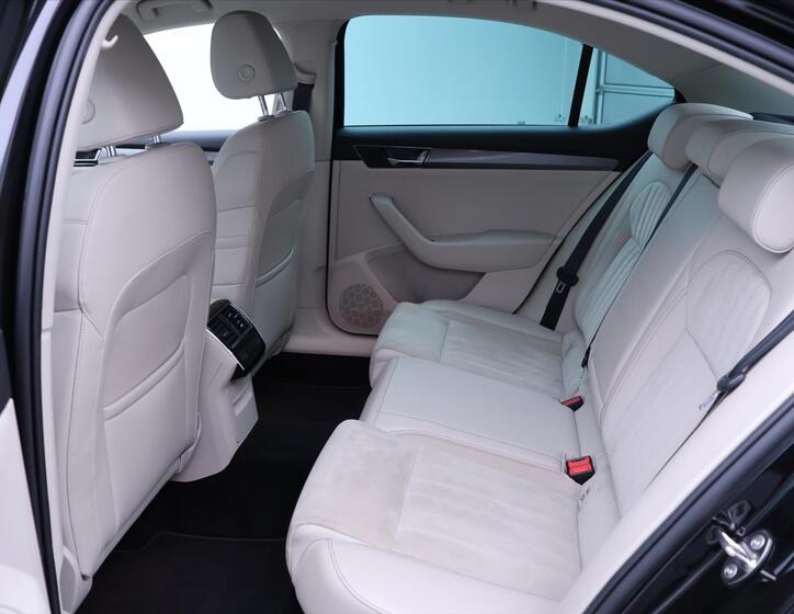 Škoda Superb 17