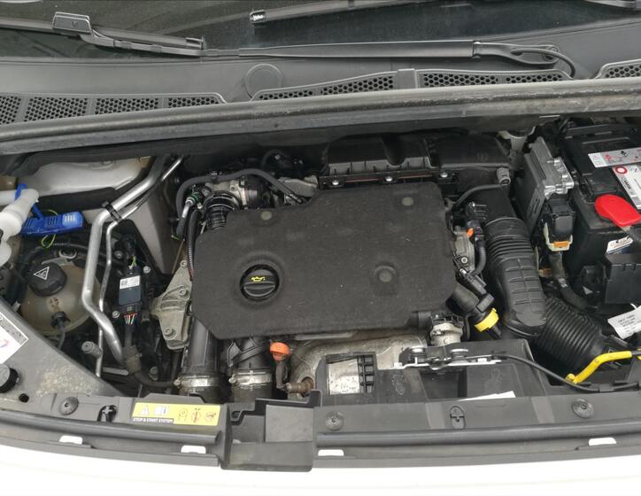 Peugeot Rifter 18