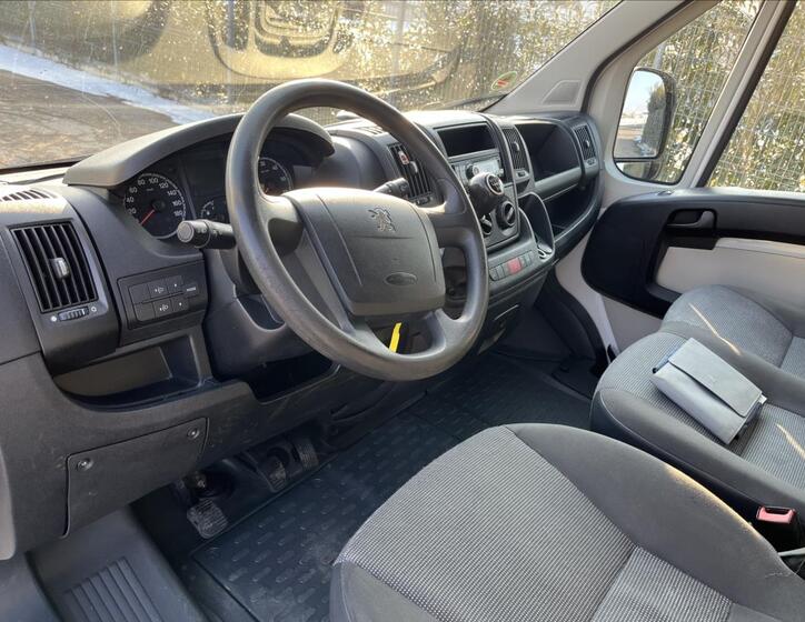 Peugeot Boxer 9
