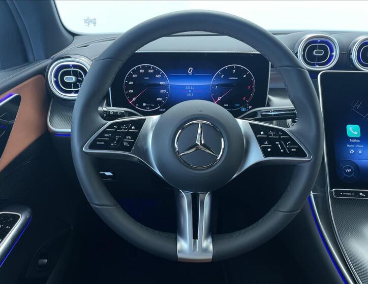 Mercedes-Benz GLC 10