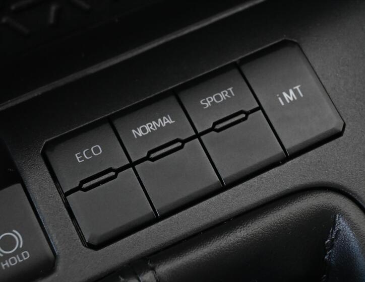 Toyota RAV4 24