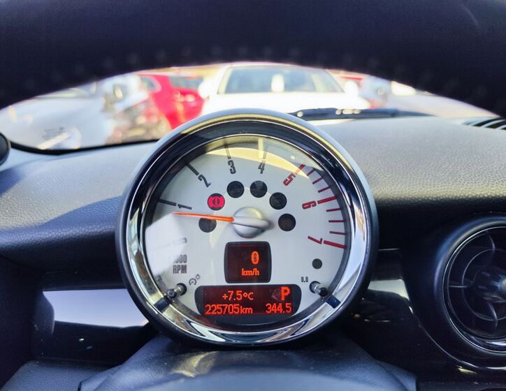 Mini Clubman 14